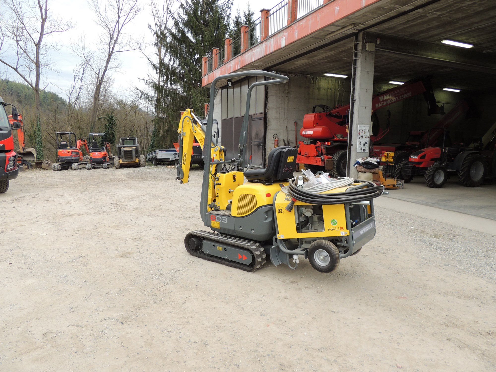 escavatore elettrico torino escavatore elettrico torino